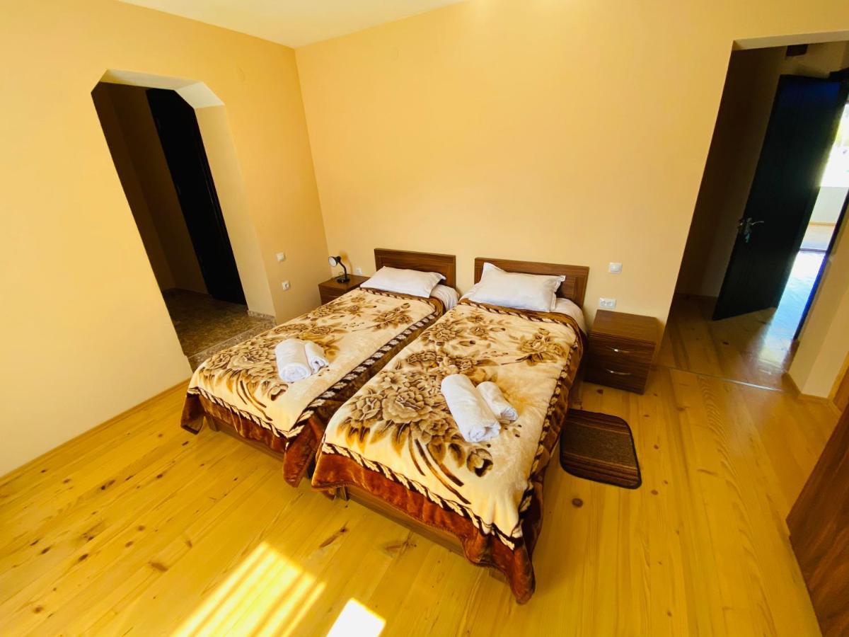 Guesthouse Alpenrose Mestia Dış mekan fotoğraf