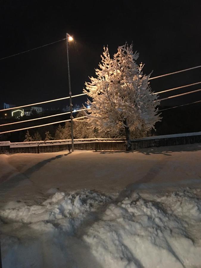 Guesthouse Alpenrose Mestia Dış mekan fotoğraf